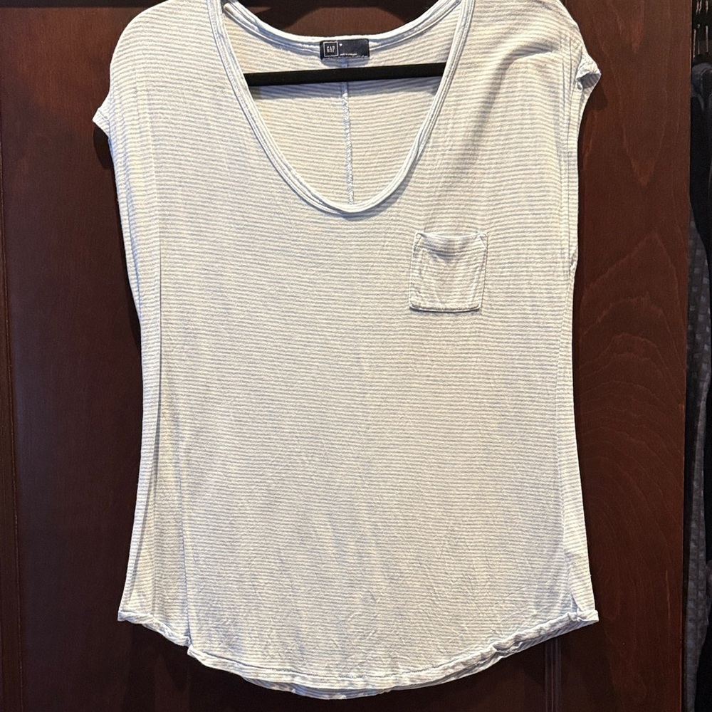 GAP Light Gray Striped Short Sleeve Tee